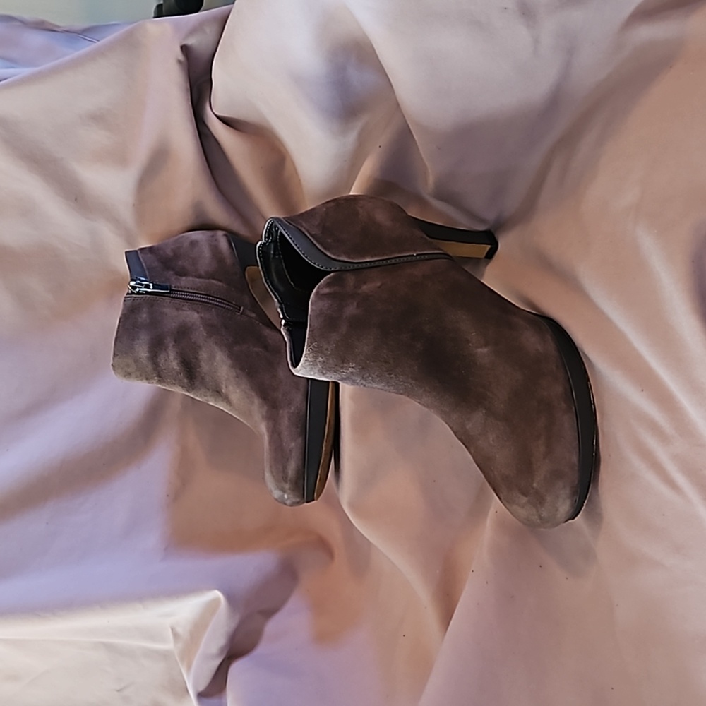 Clarks Grey Suede Bootie - Size 7.5 M
